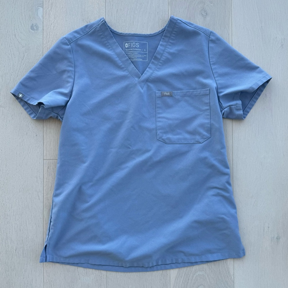 FIGS Catarina Scrub Top Limited Edition Vapor Blue Space Dye Size Small